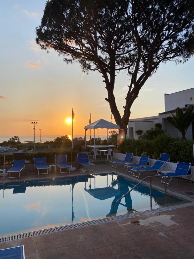 Hotel Villa Mena Forio di Ischia Exterior foto